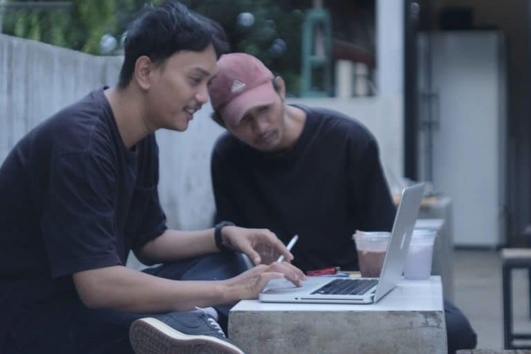 collectif freelances avantages inconvenients