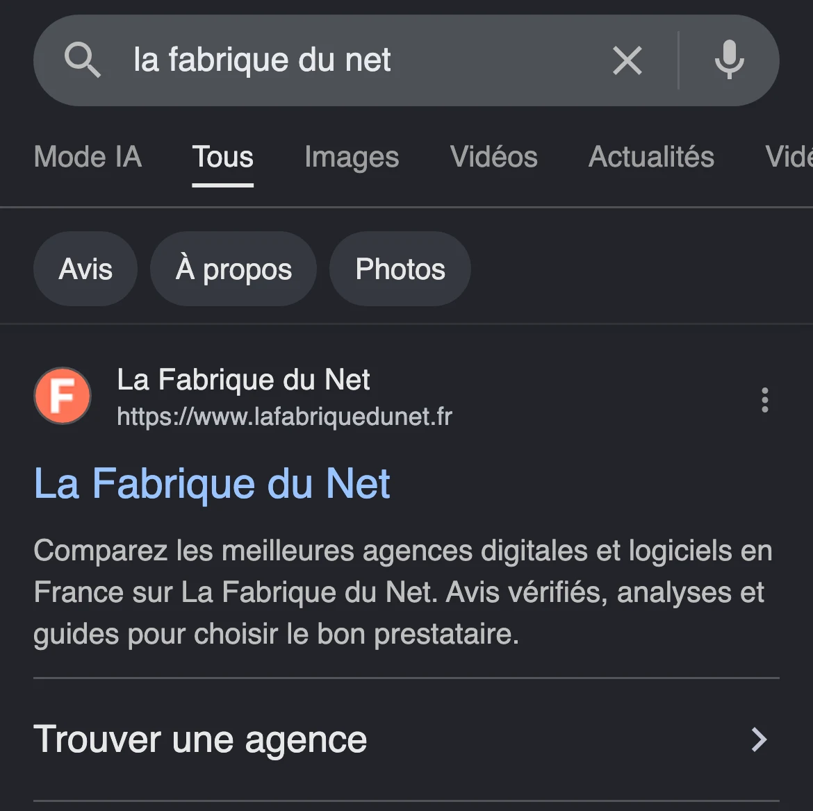 Le favicon de La Fabrique du Net affiché à côté du nom du site dans les résultats Google mobile