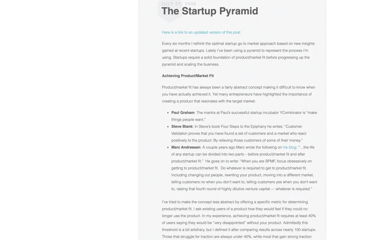 Billet « The Startup Pyramid » de Sean Ellis du 27 juillet 2009 définissant le seuil de 40 % d’utilisateurs très déçus